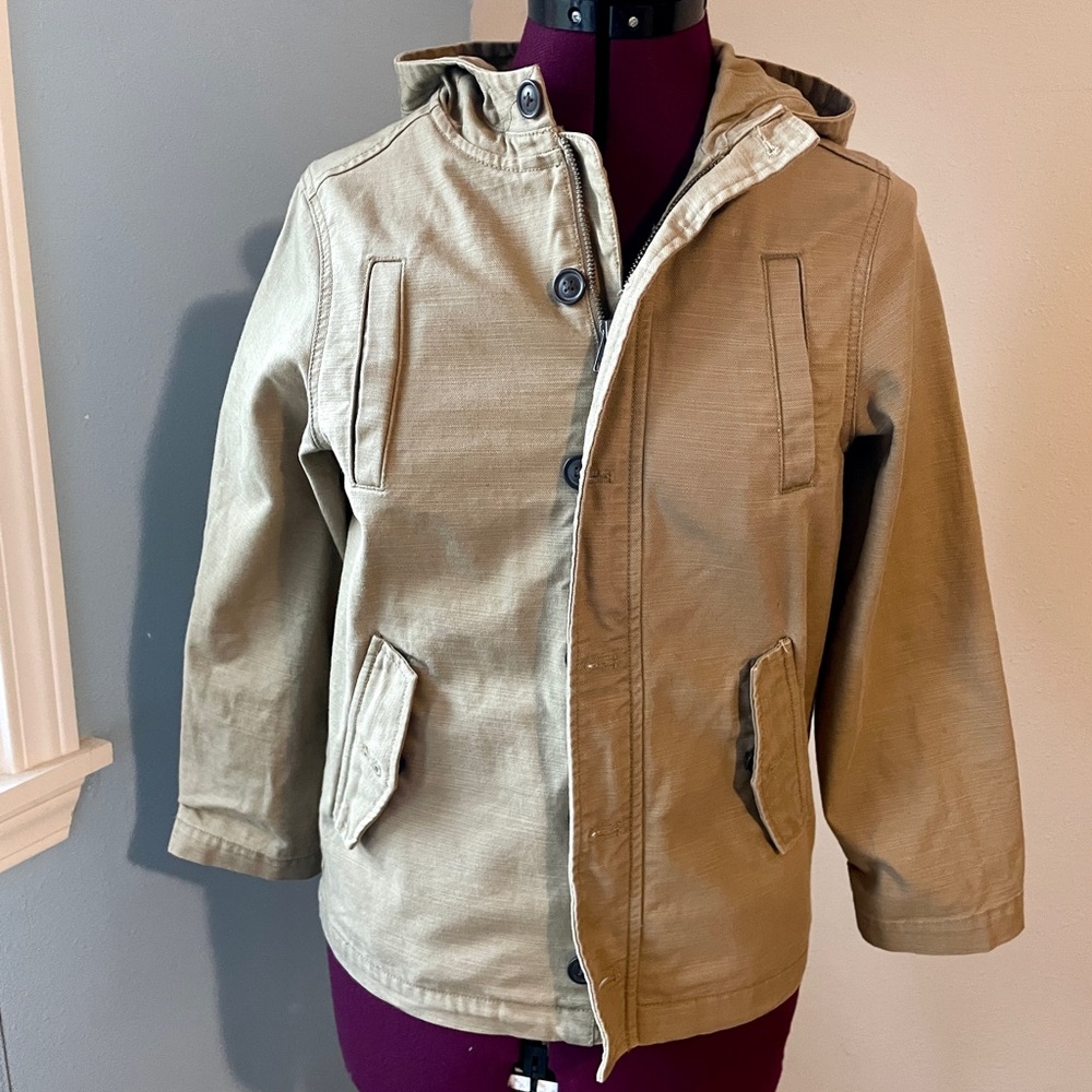 Kid’s Gymboree Heavy Canvas Jacket. Size Large.